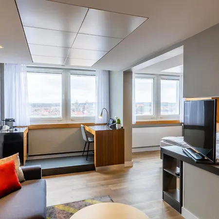 Nyx By Leonardo Ερφούρτη