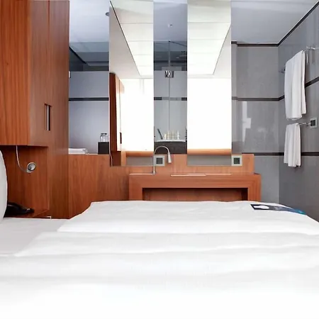 Nyx By Leonardo 4* Ερφούρτη