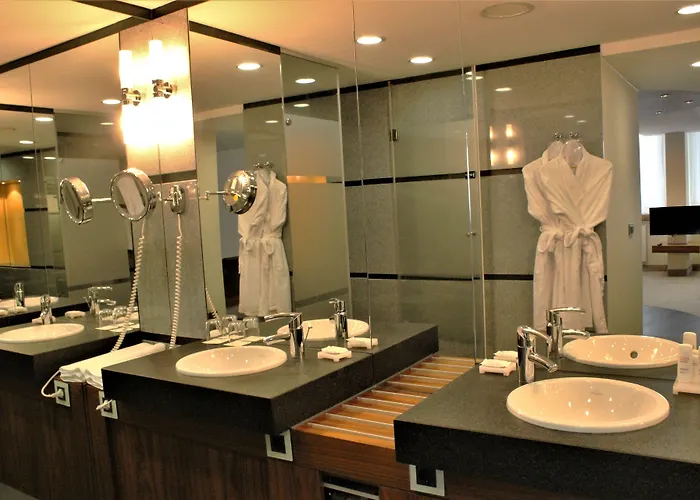 Nyx By Leonardo Erfurt